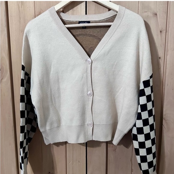 Smiley Face Knit Sweater with Checkered Sleeves - Picture 3 of 8